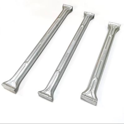 ซื้อ Ultra-Portable Closet Carton with Triple-Layer Hanging Support Structure online manufacture